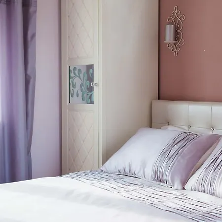 De Luxe Apartment