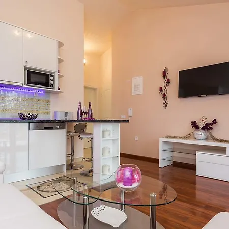 Apartment De Luxe *