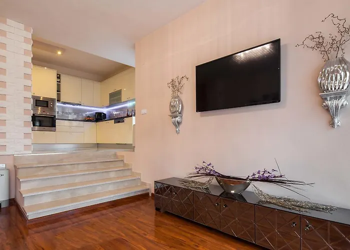 De Luxe Apartment